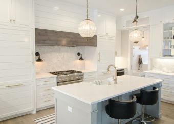 Custom Kitchen Design in a Paradise Valley Home